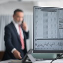 Se você não é (e não quer ser!) um 'Especialista em Mercado Financeiro', mas valoriza a segurança e a confiança em um Profissional Consultor de Valores Mobiliários com certificação CEA – Certificação de Especialista em Investimentos ANBIMA – Associação Brasileira das Entidades dos Mercados Financeiro e de Capitais e registro na CVM (Comissão de Valores Mobiliários) para apoiar de forma especializada, independente (sem nenhum conflito de interesses!) e personalizada através da Estratégia para o seu Perfil, Metas e Objetivos de Vida com Metodologia 'Goal-Based' Investing nos seus Investimentos, Patrimônio e  Vida Financeira!