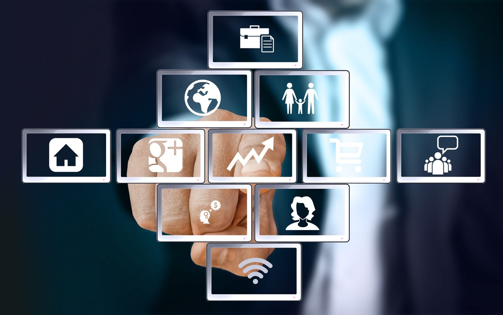 Nossos Serviços para sua Liberdade Financeira! mão de um executivo apontando para uma tela com diversas opções de serviços