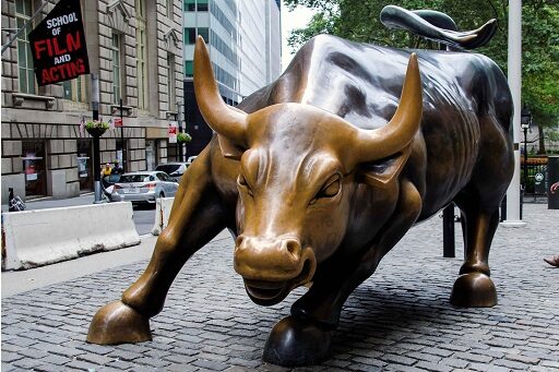 alcançar liberdade financeira imagem bull Wall Street site rpm liberta